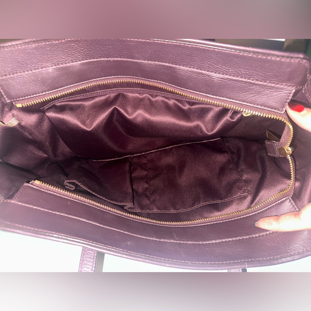 Signature Coach Taylor Op Art Alexis Carry All Tote! Purple! - Picture 6 of 8